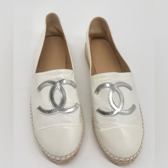 Chanel CC Logo Espadrilles Distressed Patent White Leather Flats EU 39 US 8-8.5 - Picture 14 of 14